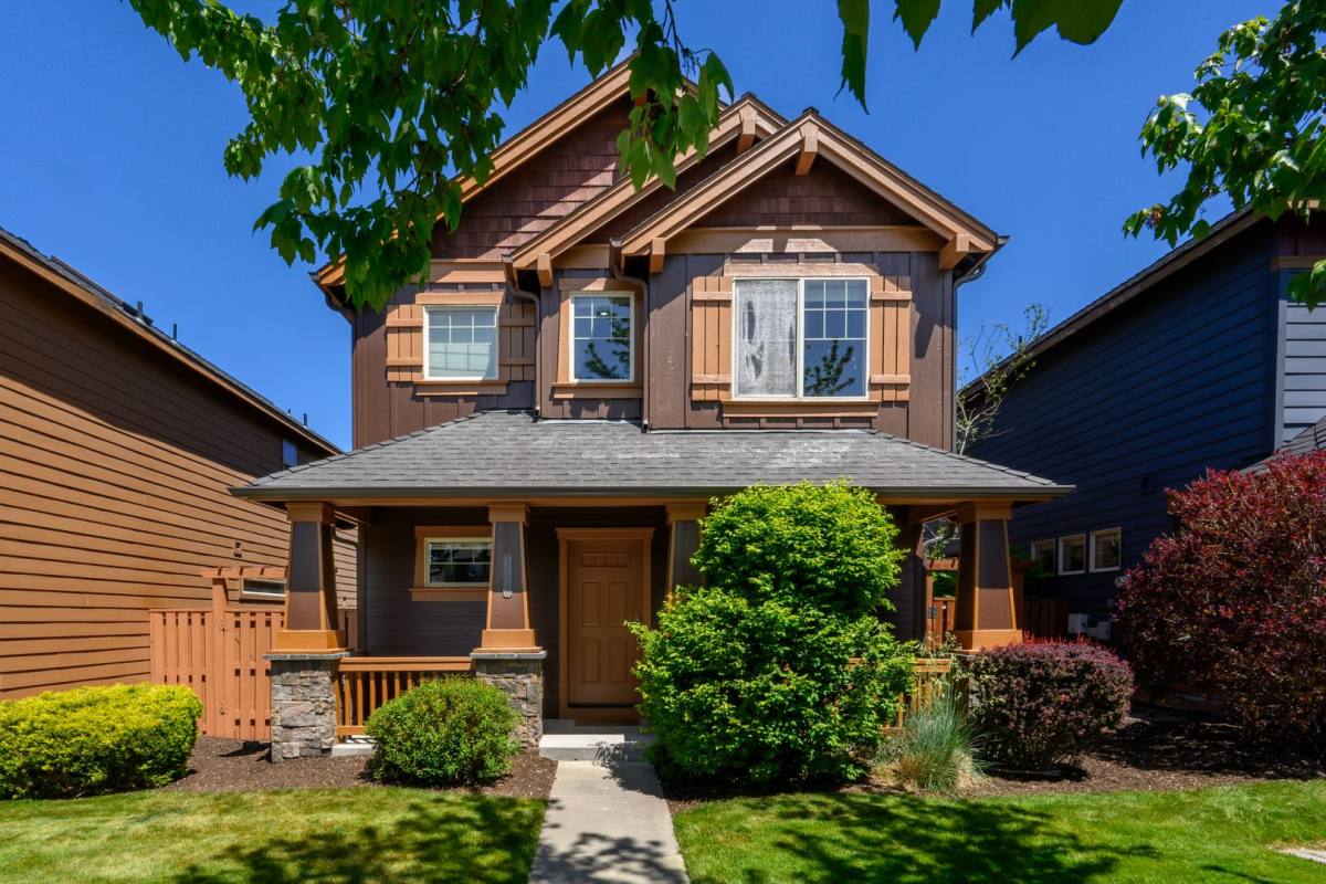 House for rent at 20468 Brentwood Ave, Bend, OR 97702