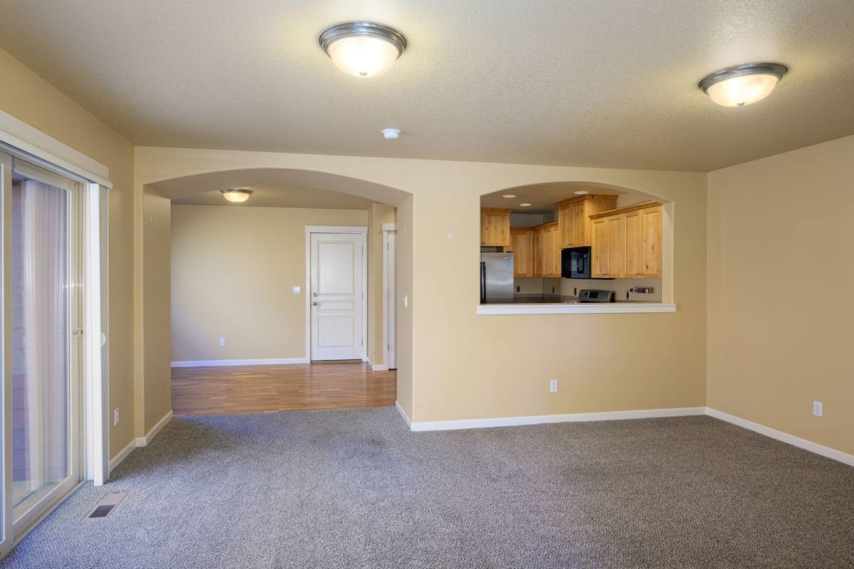 House for rent at 20468 Brentwood Ave, Bend, OR 97702