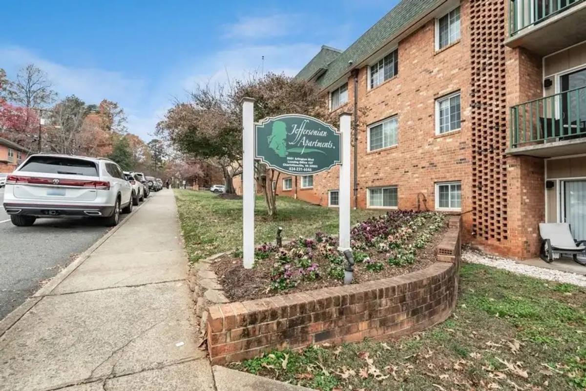 Apartment for rent at 2401 Arlington Blvd, Charlottesville, VA 22903