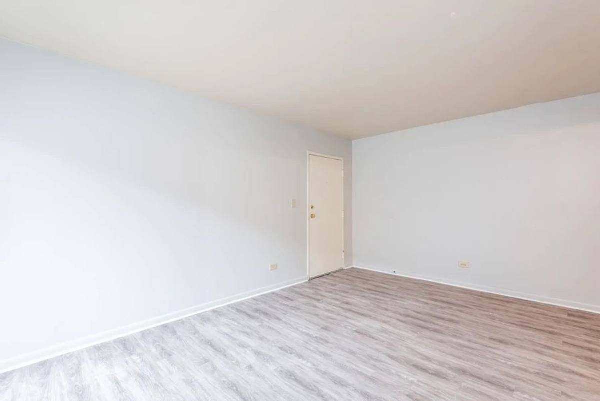 Apartment for rent at 2401 Arlington Blvd, Charlottesville, VA 22903