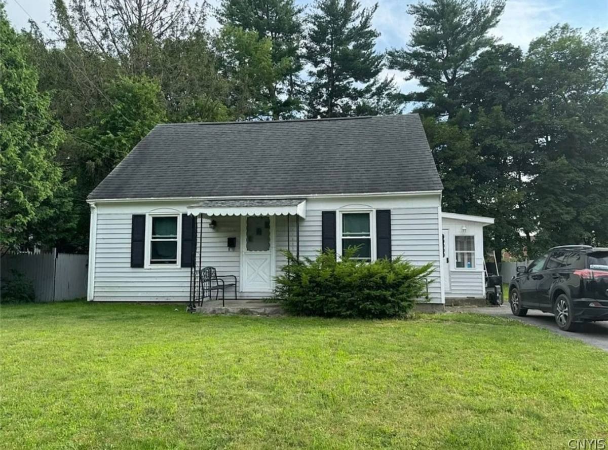 House for rent at 110 Victory Dr, Rome, NY 13440