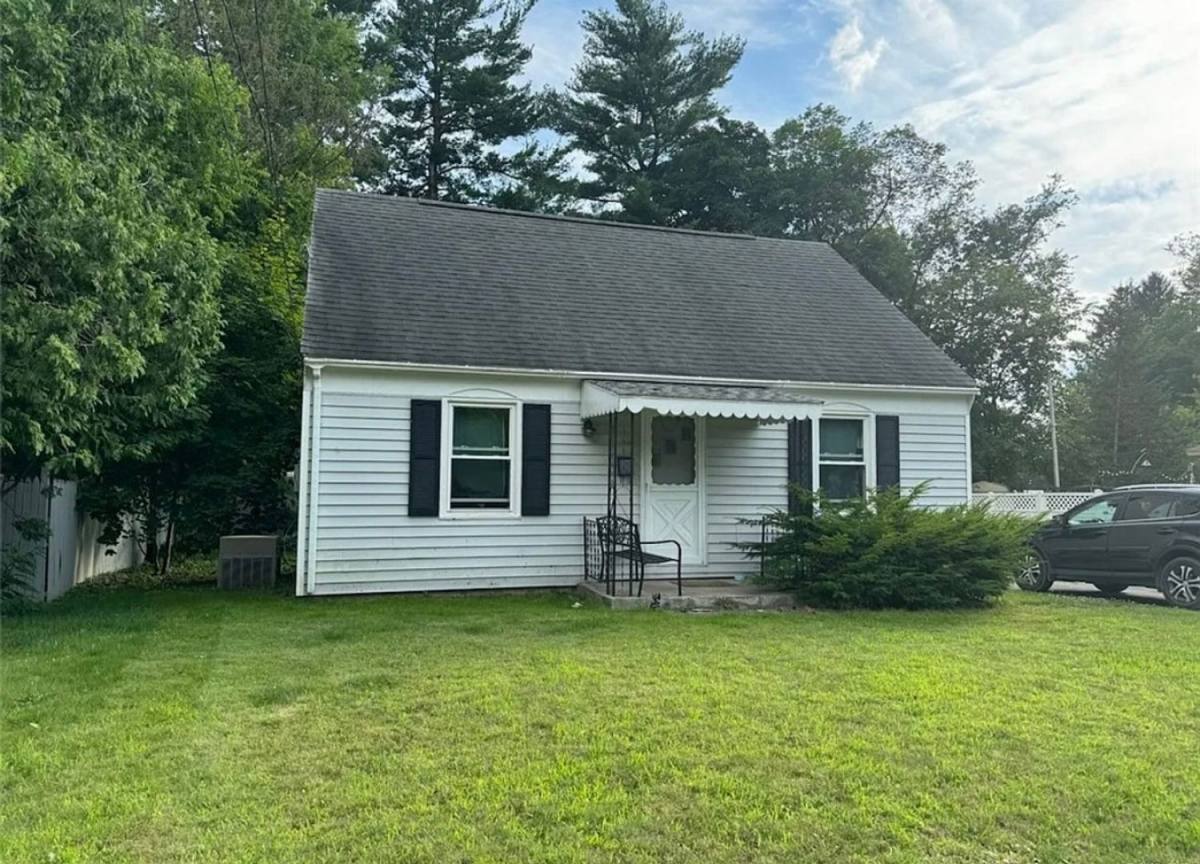 House for rent at 110 Victory Dr, Rome, NY 13440