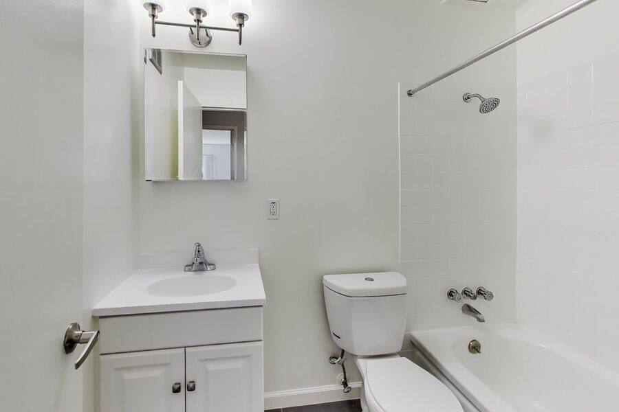 Apartment for rent at 671 Vernon St #107, Oakland, CA 94610