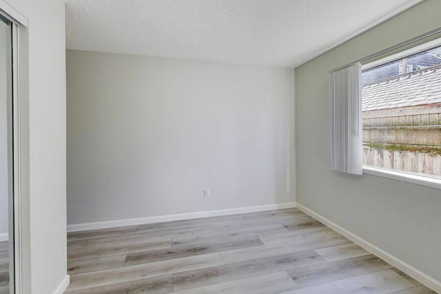 Apartment for rent at 671 Vernon St #107, Oakland, CA 94610