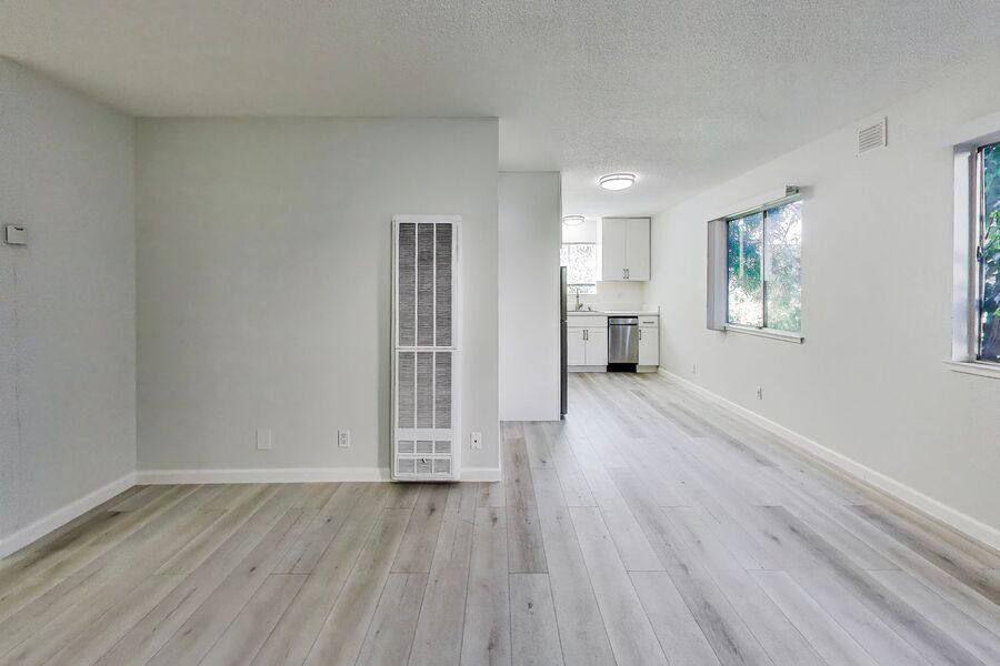 Apartment for rent at 671 Vernon St #107, Oakland, CA 94610