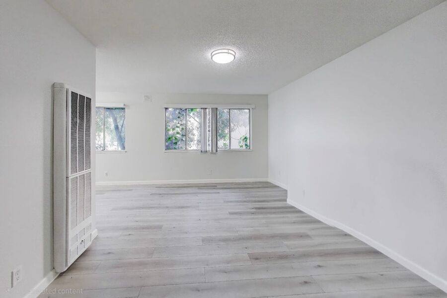 Apartment for rent at 671 Vernon St #107, Oakland, CA 94610