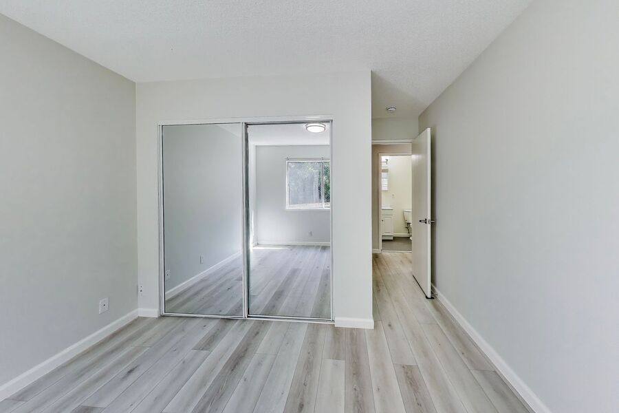Apartment for rent at 671 Vernon St #107, Oakland, CA 94610