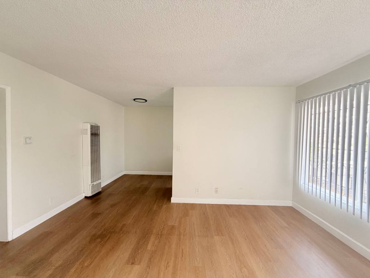 Apartment for rent at 1815 S Burlington Ave #10, Los Angeles, CA 90006