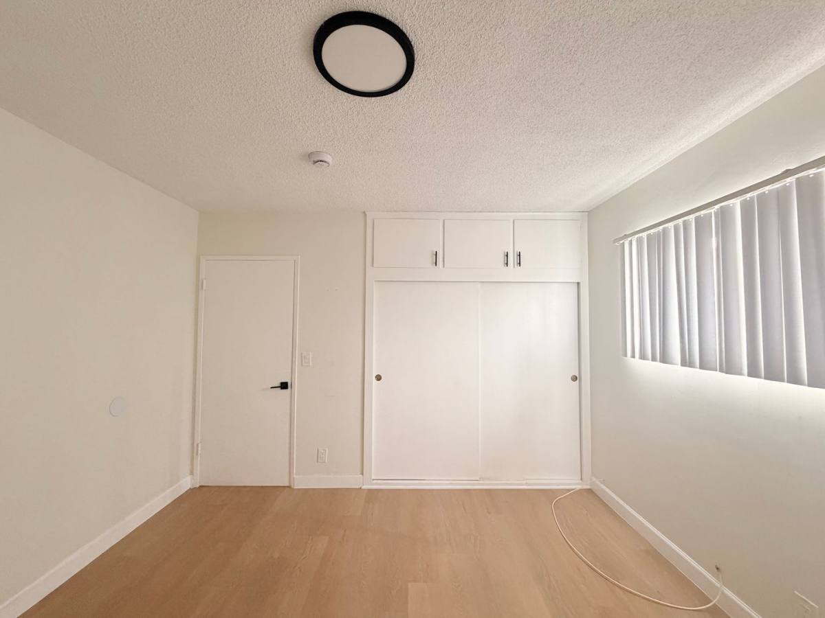 Apartment for rent at 1815 S Burlington Ave #10, Los Angeles, CA 90006