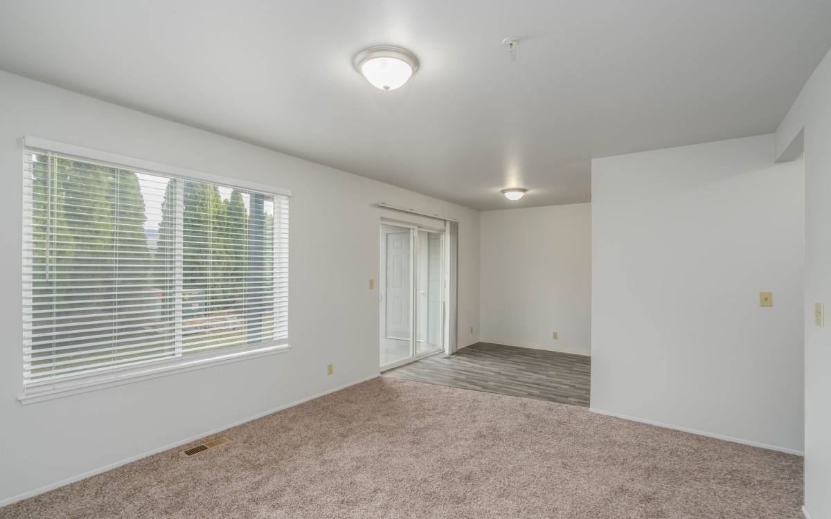 Apartment for rent at 212, 214 & 216 Antles Ave, Wenatchee, WA 98801