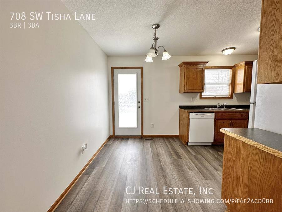 House for rent at 708 SW Tisha Lane, Grain Valley, MO 64029