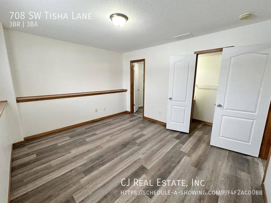 House for rent at 708 SW Tisha Lane, Grain Valley, MO 64029