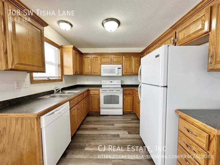 House for rent at 708 SW Tisha Lane, Grain Valley, MO 64029