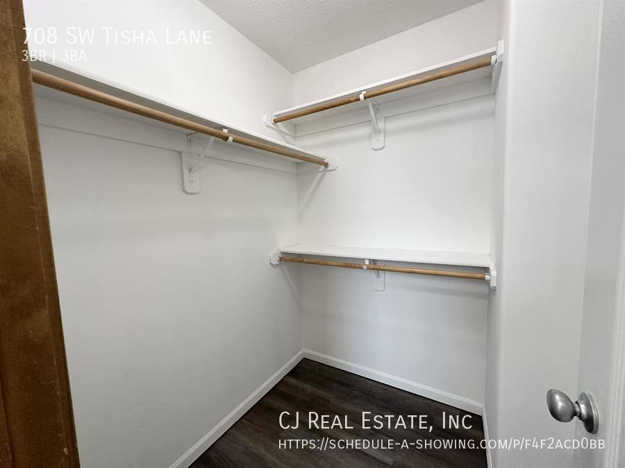 House for rent at 708 SW Tisha Lane, Grain Valley, MO 64029