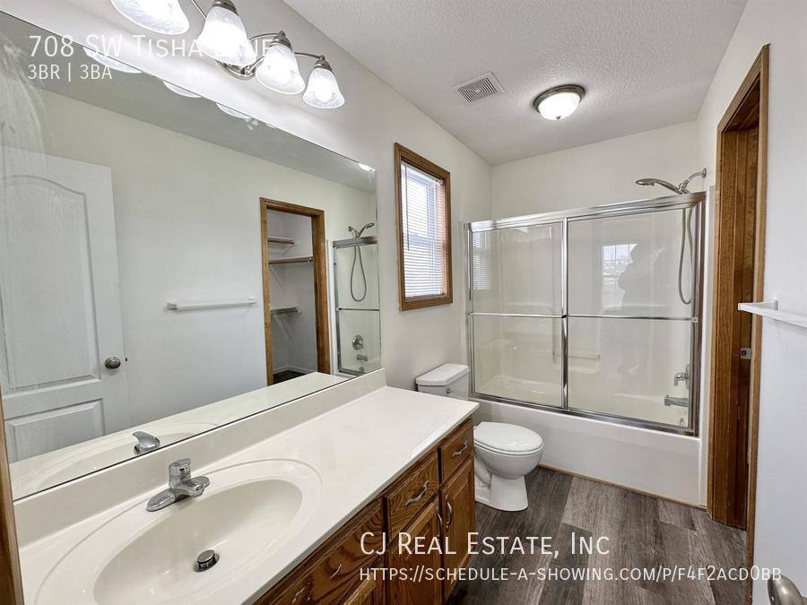 House for rent at 708 SW Tisha Lane, Grain Valley, MO 64029