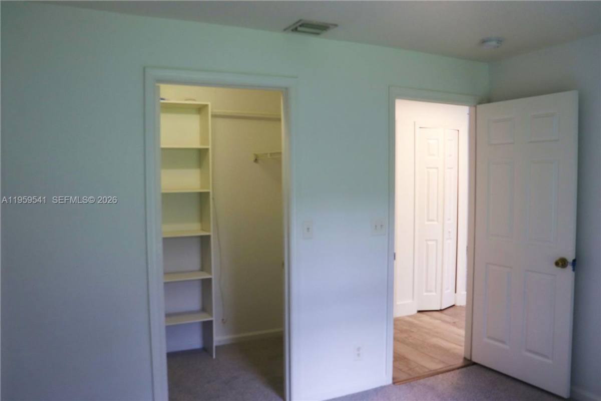 House for rent at 16930 W Mead Hill Dr, Loxahatchee, FL 33470