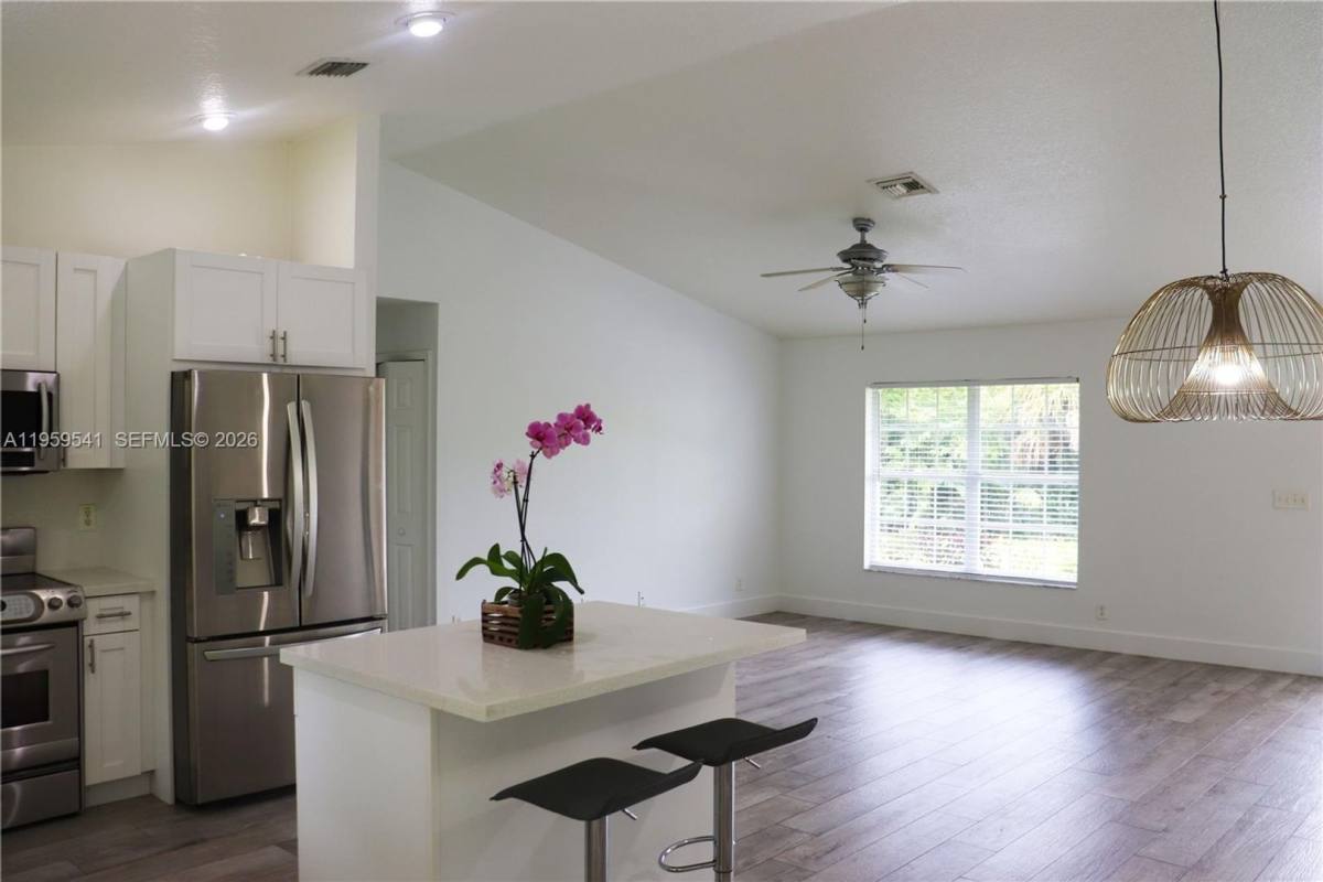 House for rent at 16930 W Mead Hill Dr, Loxahatchee, FL 33470