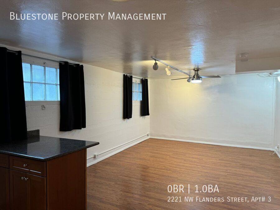 Apartment for rent at 2221 NW Flanders St #3, Portland, OR 97210