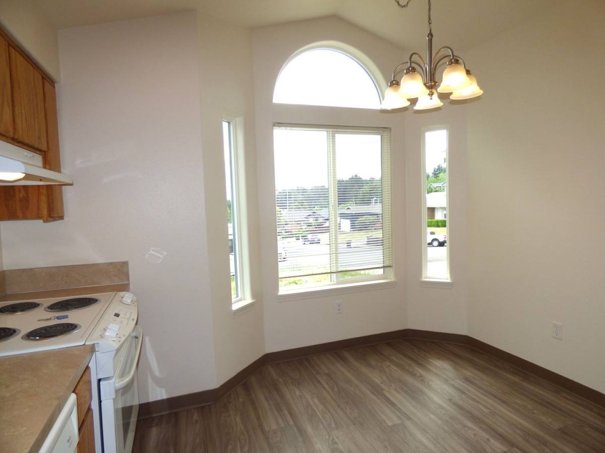 House for rent at 5699 Waln Creek Court S, Salem, OR 97306