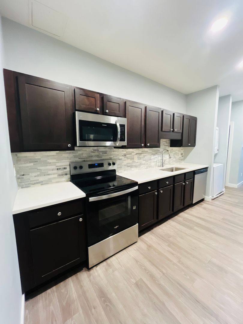 Apartment for rent at 152 Western Ave, Albany, NY 12203