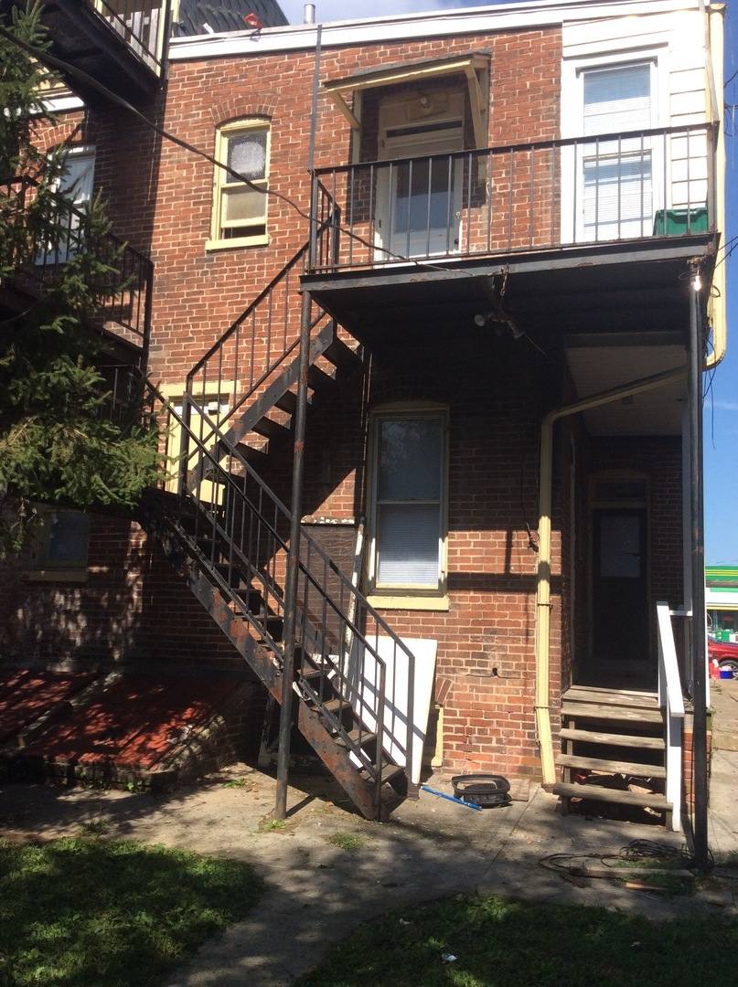 Apartment for rent at 1114 W Market St, York, PA 17401