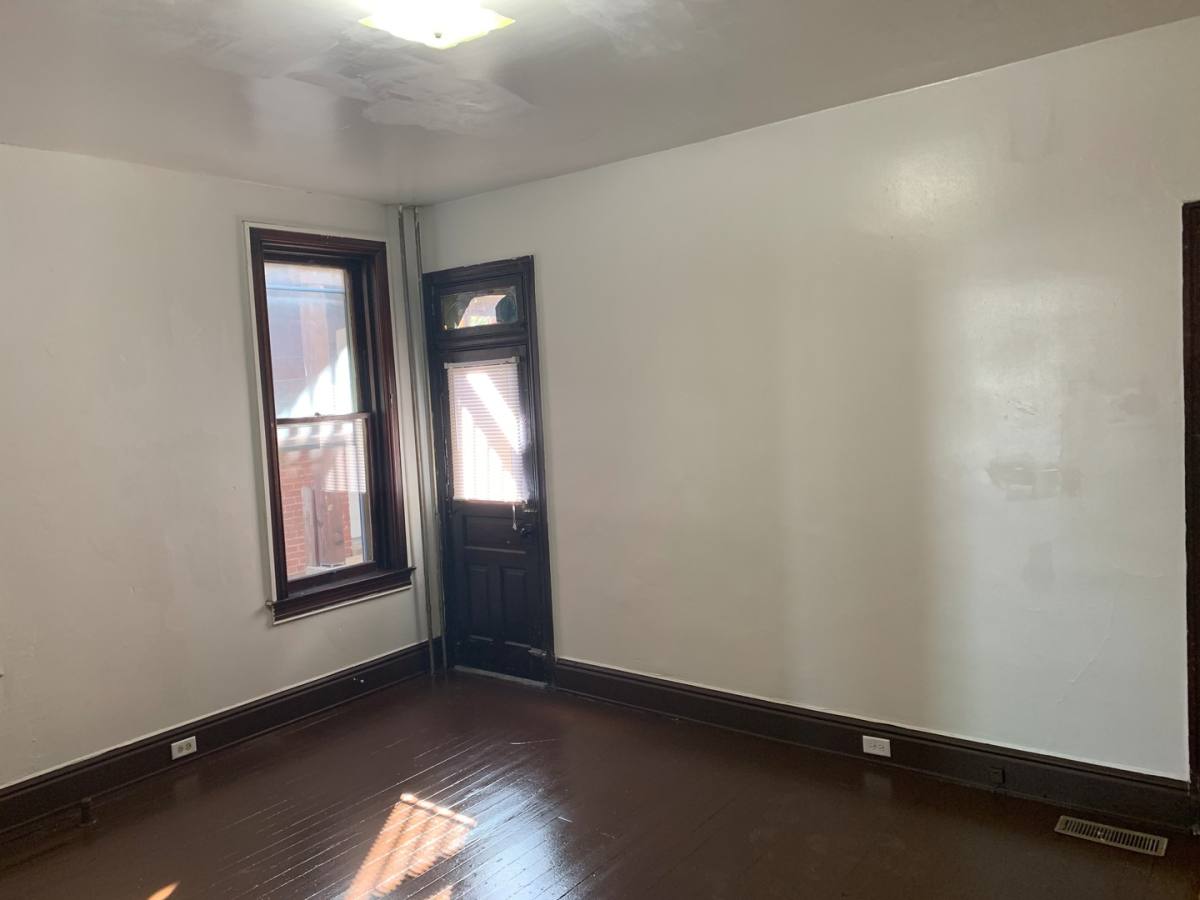 Apartment for rent at 1114 W Market St, York, PA 17401