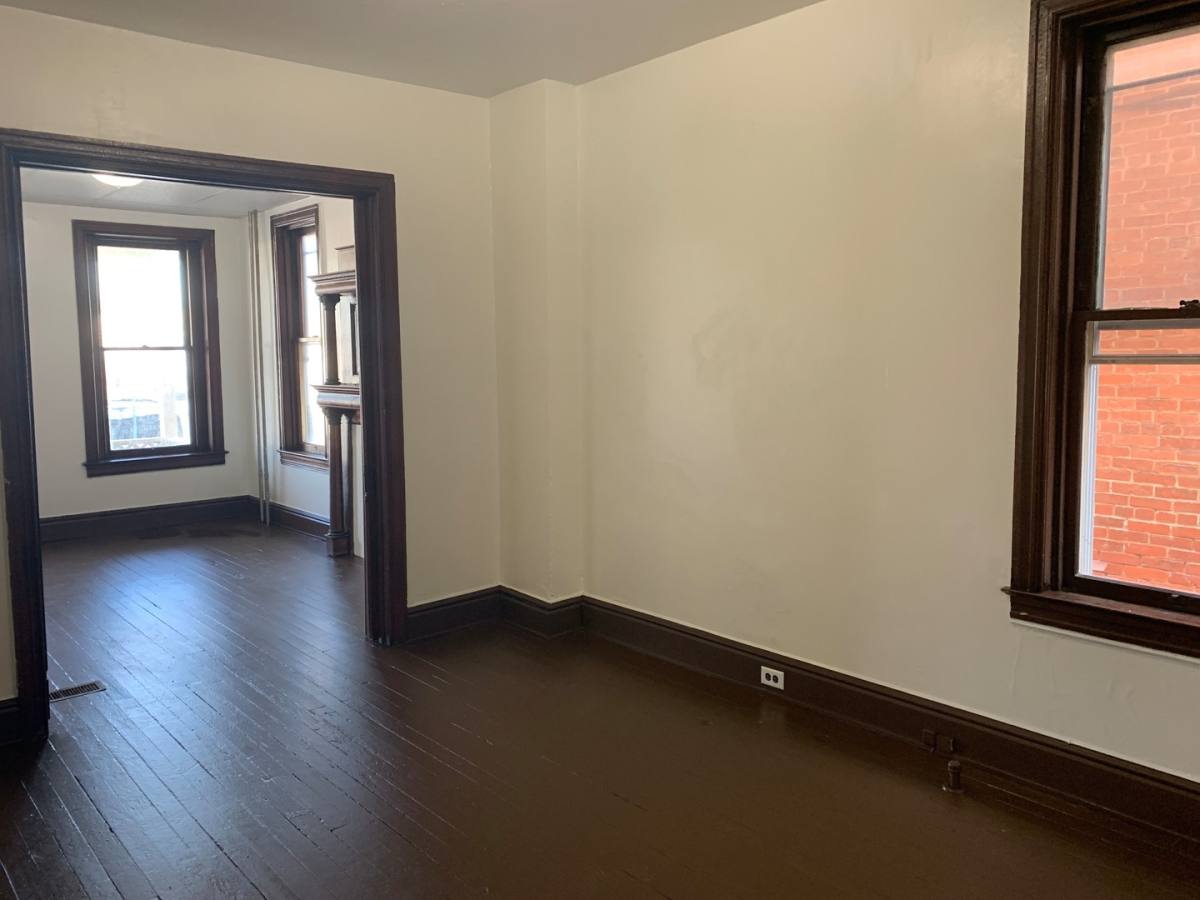 Apartment for rent at 1114 W Market St, York, PA 17401