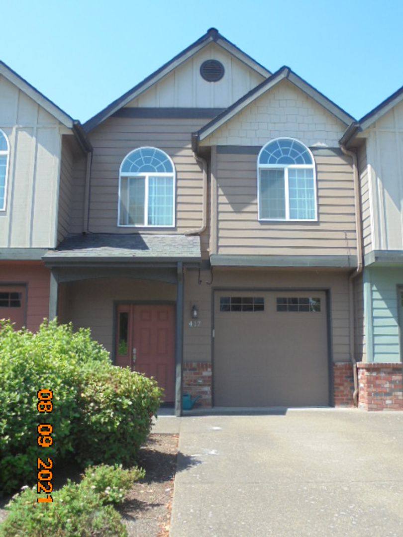 Townhouse for rent at 417 SW Pemberly Loop, McMinnville, OR 97128