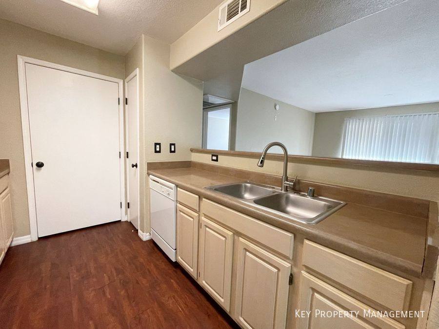 Apartment for rent at 555 E Silverado Ranch Blvd #1150, Las Vegas, NV 89123