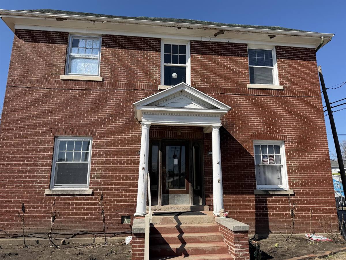 House for rent at 3085 Walnut, Danville, IL 61832