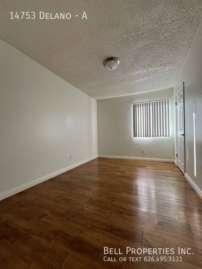Townhouse for rent at 14753 Delano #A, Van Nuys, CA 91411
