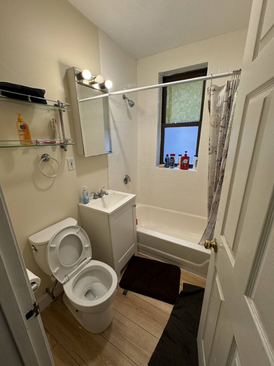 Apartment for rent at 891 Huntington Ave #1, Boston, MA 02115
