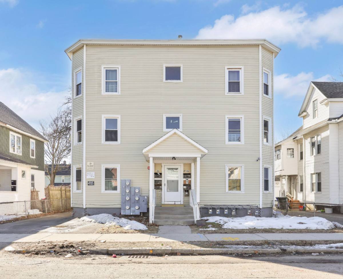 Apartment for rent at 106 Malden St, Springfield, MA 01108