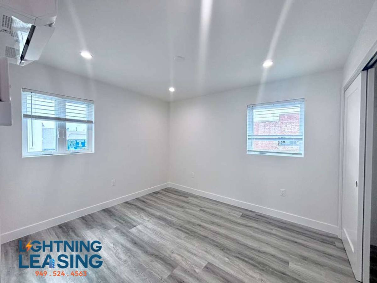 Apartment for rent at 316 1 2 N Detroit St #316-5, Los Angeles, CA 90036