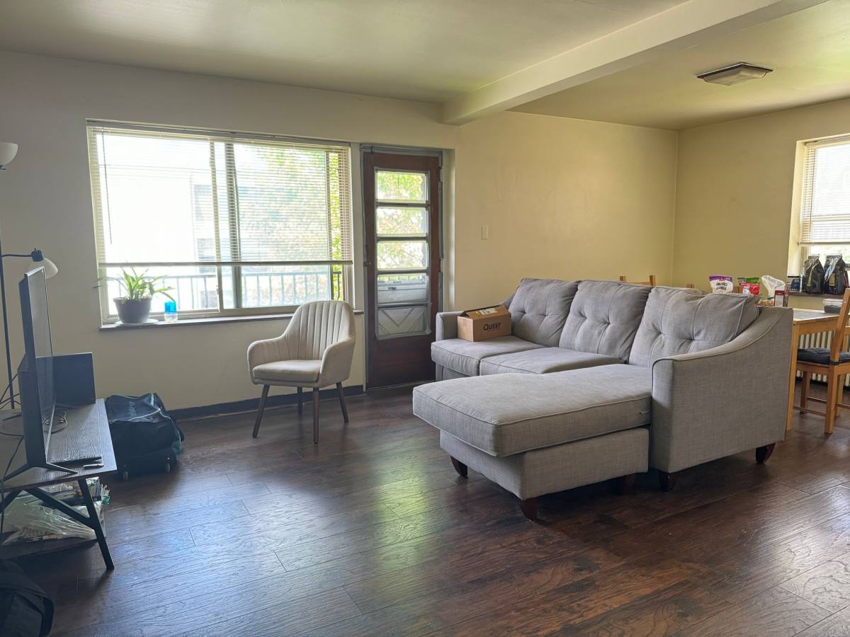Apartment for rent at 5600 Fifth Ave, Pittsburgh, PA 15232