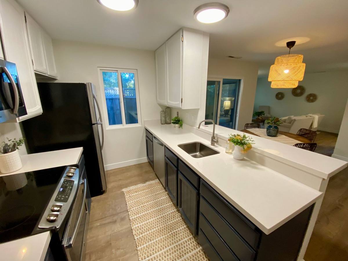 Apartment for rent at 124 Torrey Pine Terrace, Santa Cruz, CA 95060