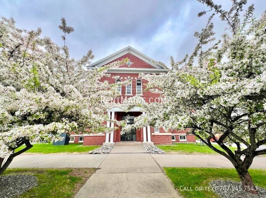 Apartment for rent at 113 N Lancey St #4, Pittsfield, ME 04967