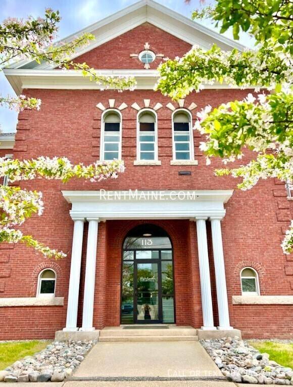 Apartment for rent at 113 N Lancey St #4, Pittsfield, ME 04967