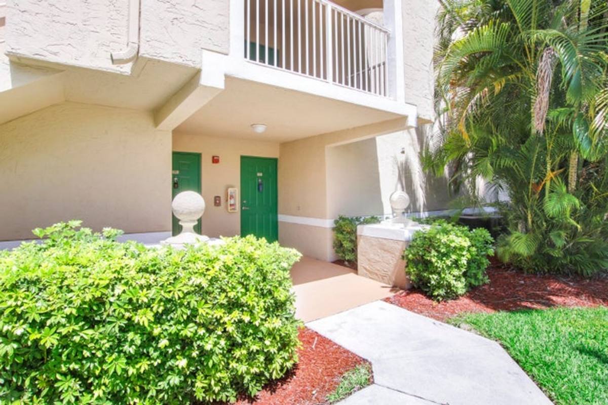 Condo for rent at 284 Village Blvd, Jupiter, FL 33469