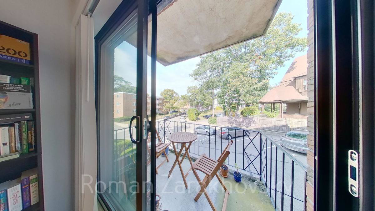 Apartment for rent at 95 Sutherland Rd #2E, Brighton, MA 02135