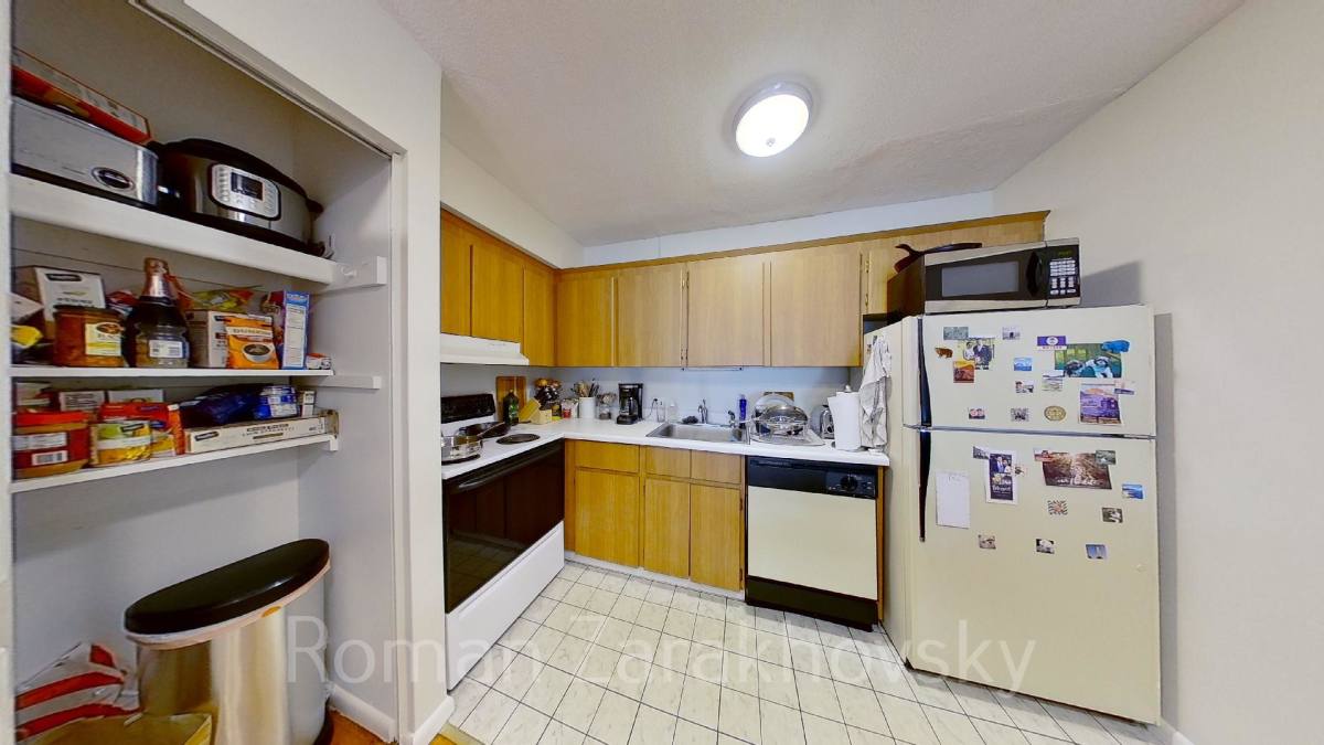 Apartment for rent at 95 Sutherland Rd #2E, Brighton, MA 02135