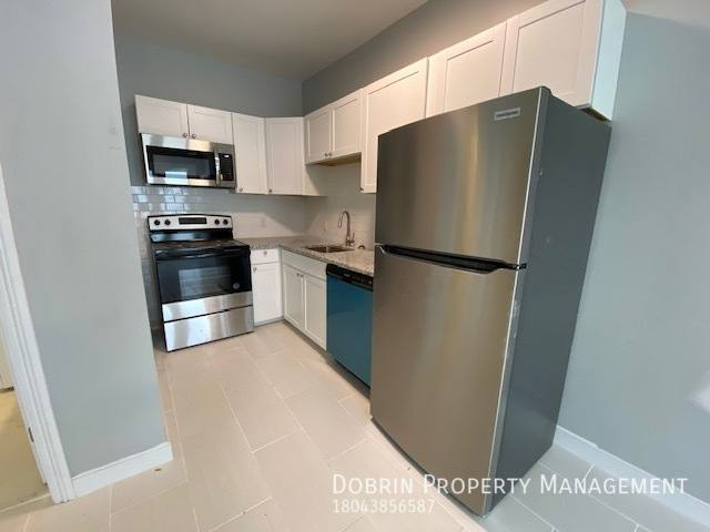 Apartment for rent at 4 W Cary St #2, Richmond, VA 23220
