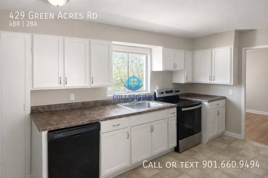 House for rent at 429 Green Acres Rd, Memphis, TN 38117