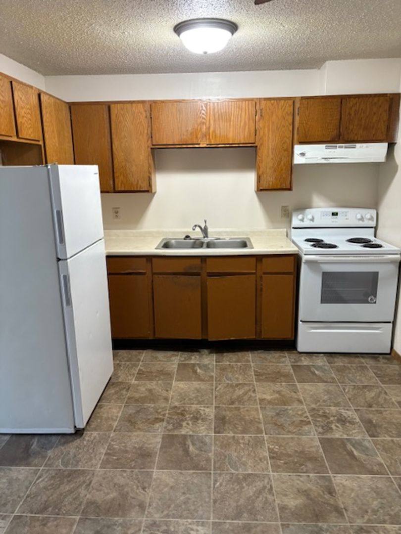 Apartment for rent at 1532 Northway Dr, Saint Cloud, MN 56303