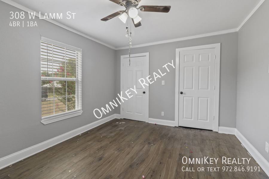 House for rent at 308 W Lamm St, Blue Ridge, TX 75424