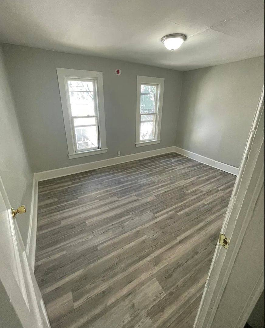 Apartment for rent at 811 Park St SW, Grand Rapids, MI 49504
