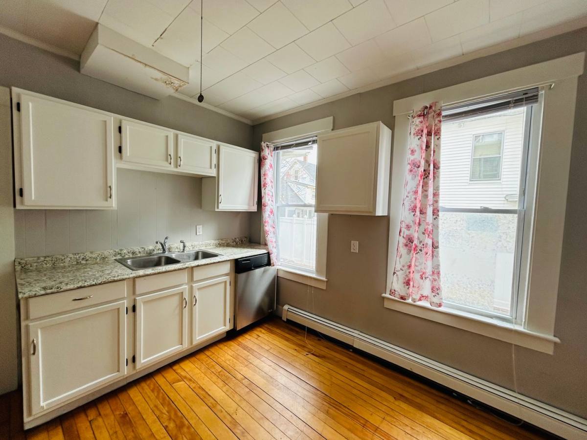 Apartment for rent at 18-20 Dover St, Dover, NH 03820