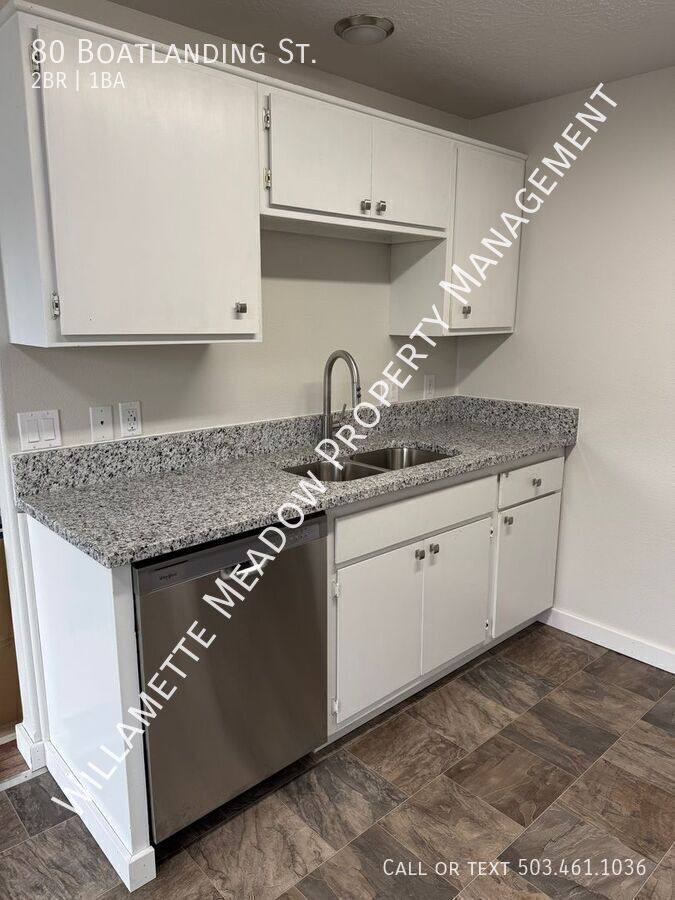 Apartment for rent at 80 Boatlanding St, Independence, OR 97351