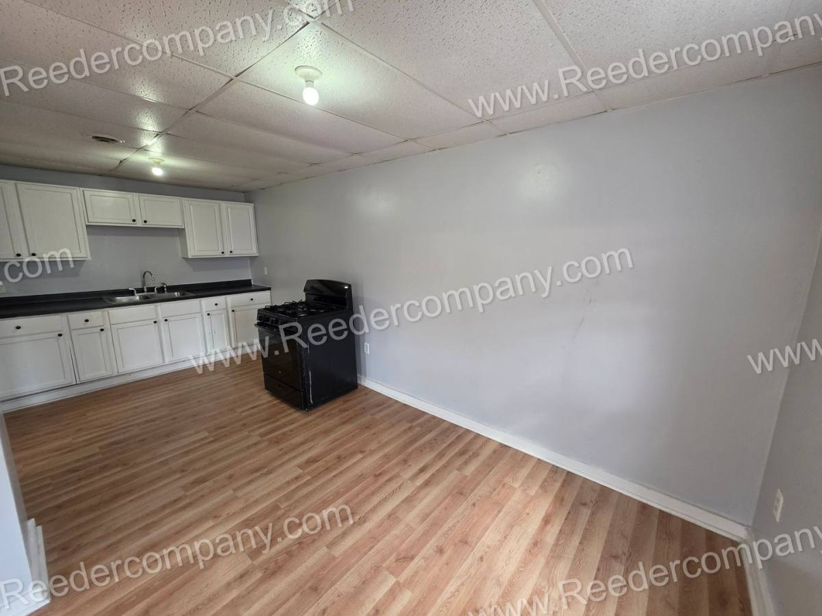 Apartment for rent at 3927 Main St, East Chicago, IN 46312