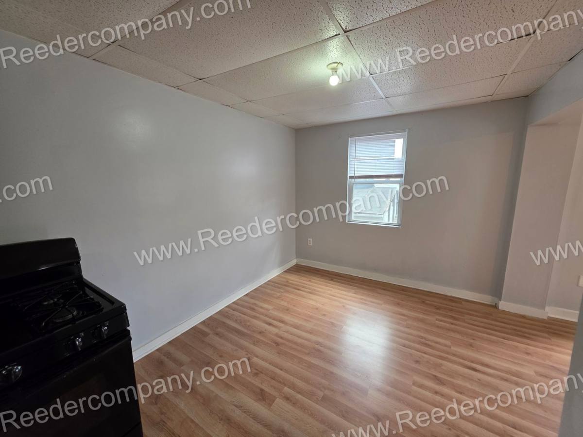 Apartment for rent at 3927 Main St, East Chicago, IN 46312